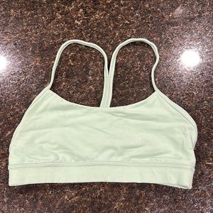 Lulu lemon flow y bra size 6